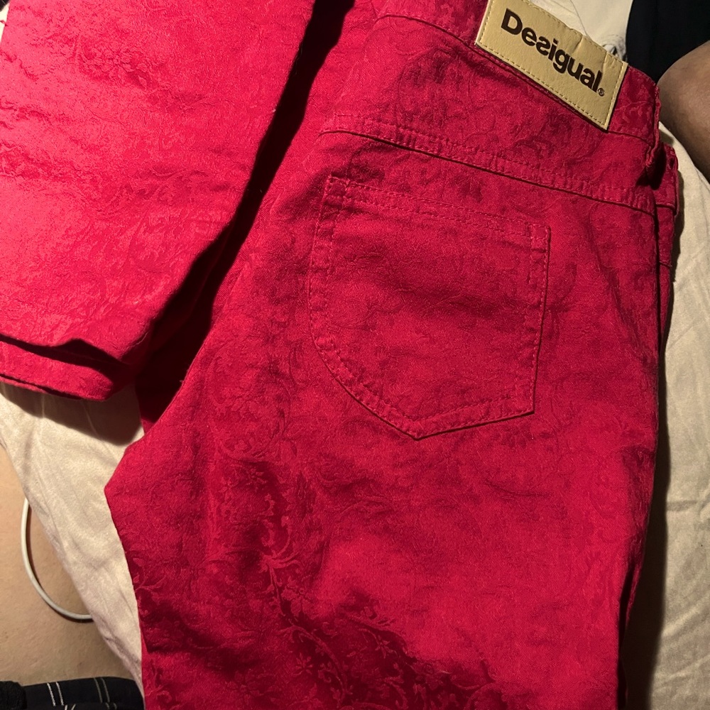 Desigual red print